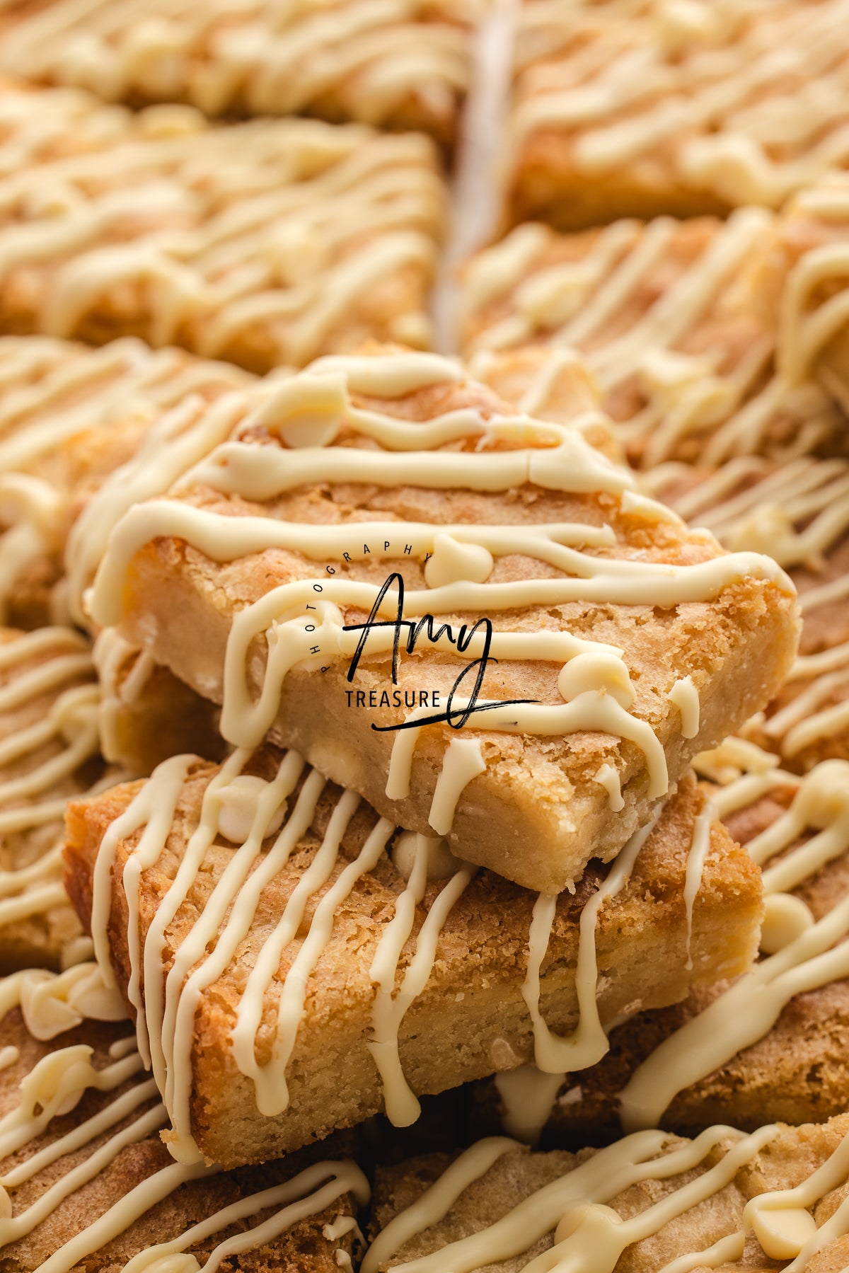 White Chocolate Blondies Exclusive