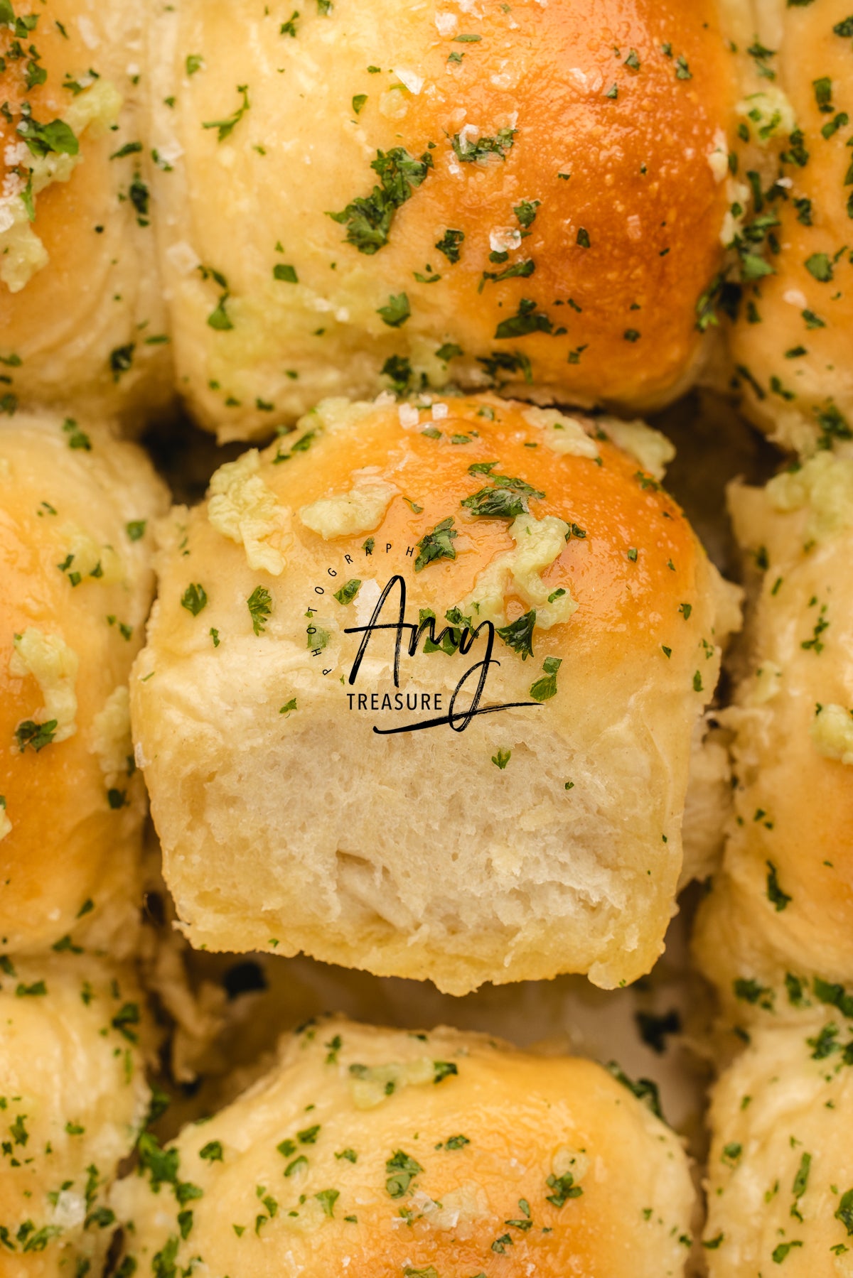 Garlic Rolls Exclusive