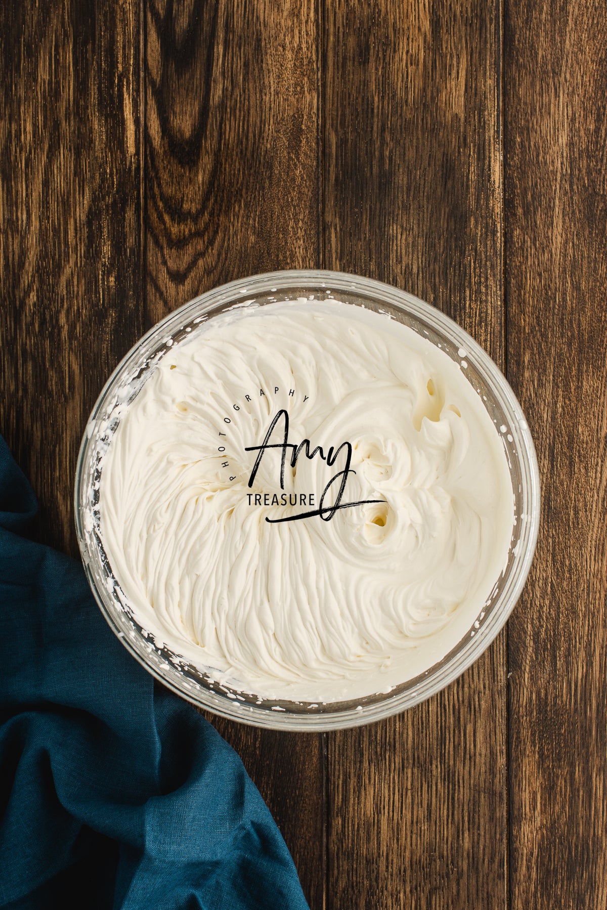 No-Churn Chocolate Ice Cream Exclusive