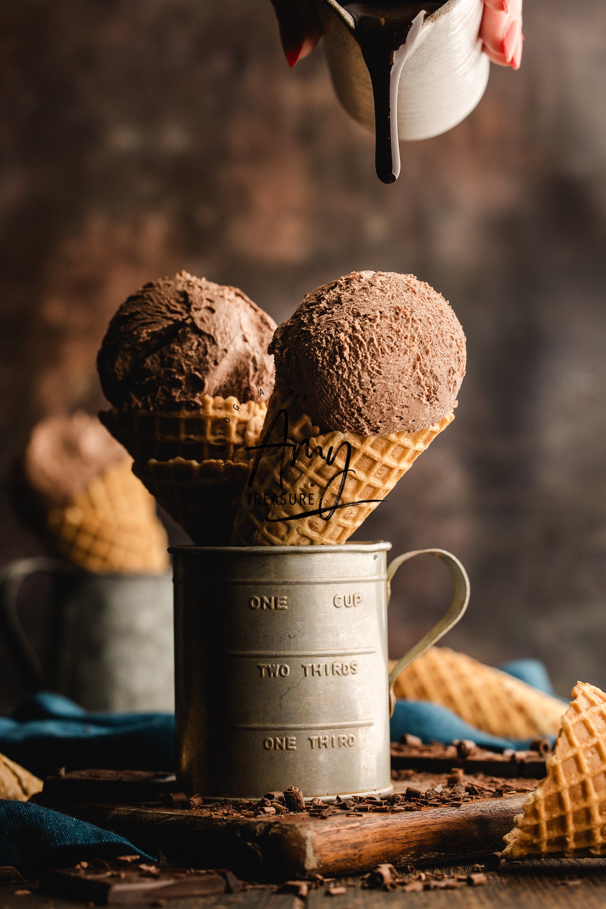 No-Churn Chocolate Ice Cream Exclusive