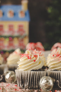 Holiday Pre-Sale: Cookies & Cupcakes